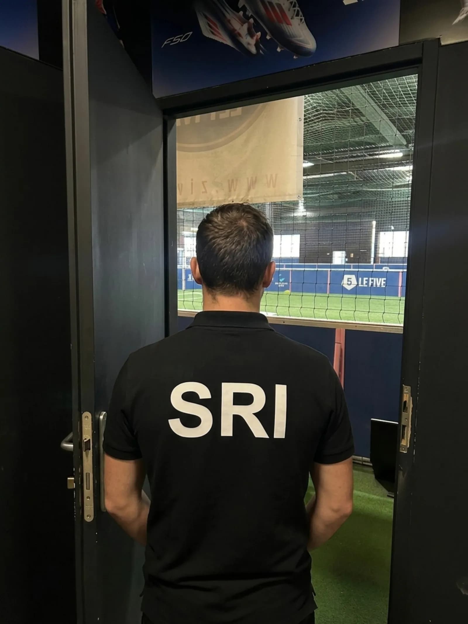 Serrurier SRI en intervention d’urgence sur une porte d’entrée